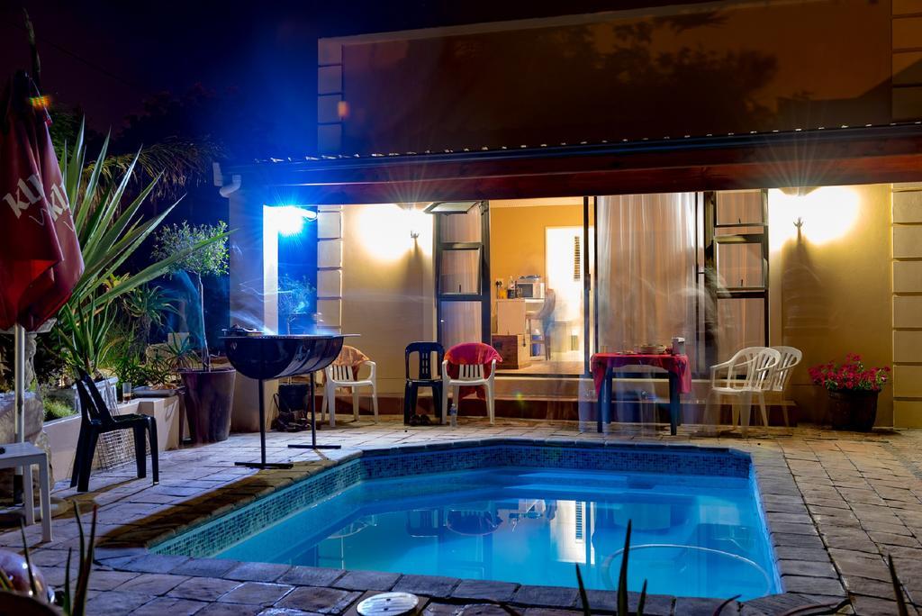 Guesthouse De Tijger Lodge Parow Exterior foto